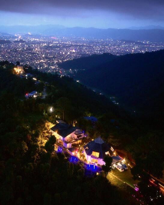 Ghost Villa Pokhara With Mountain View 20Mins From Main Area Ranipauwa Exterior foto