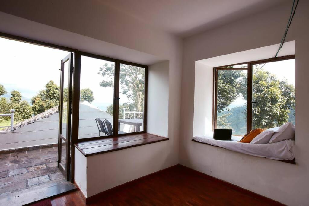 Ghost Villa Pokhara With Mountain View 20Mins From Main Area Ranipauwa Exterior foto