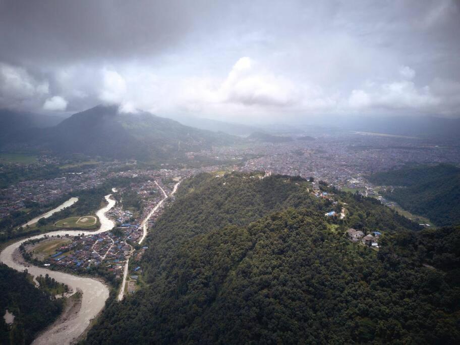 Ghost Villa Pokhara With Mountain View 20Mins From Main Area Ranipauwa Exterior foto
